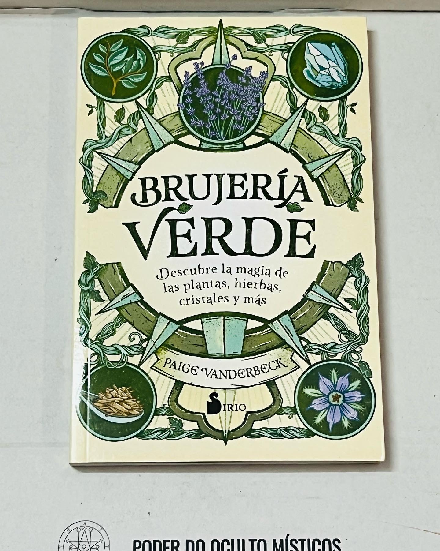 LIVRO BRUXARIA VERDE